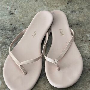 Tkees sandals